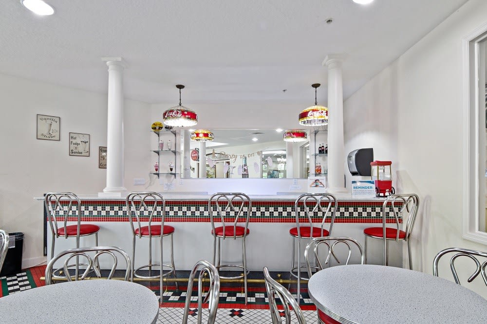 Assisted Living in Greenacres, FL Arbor Oaks at Greenacres